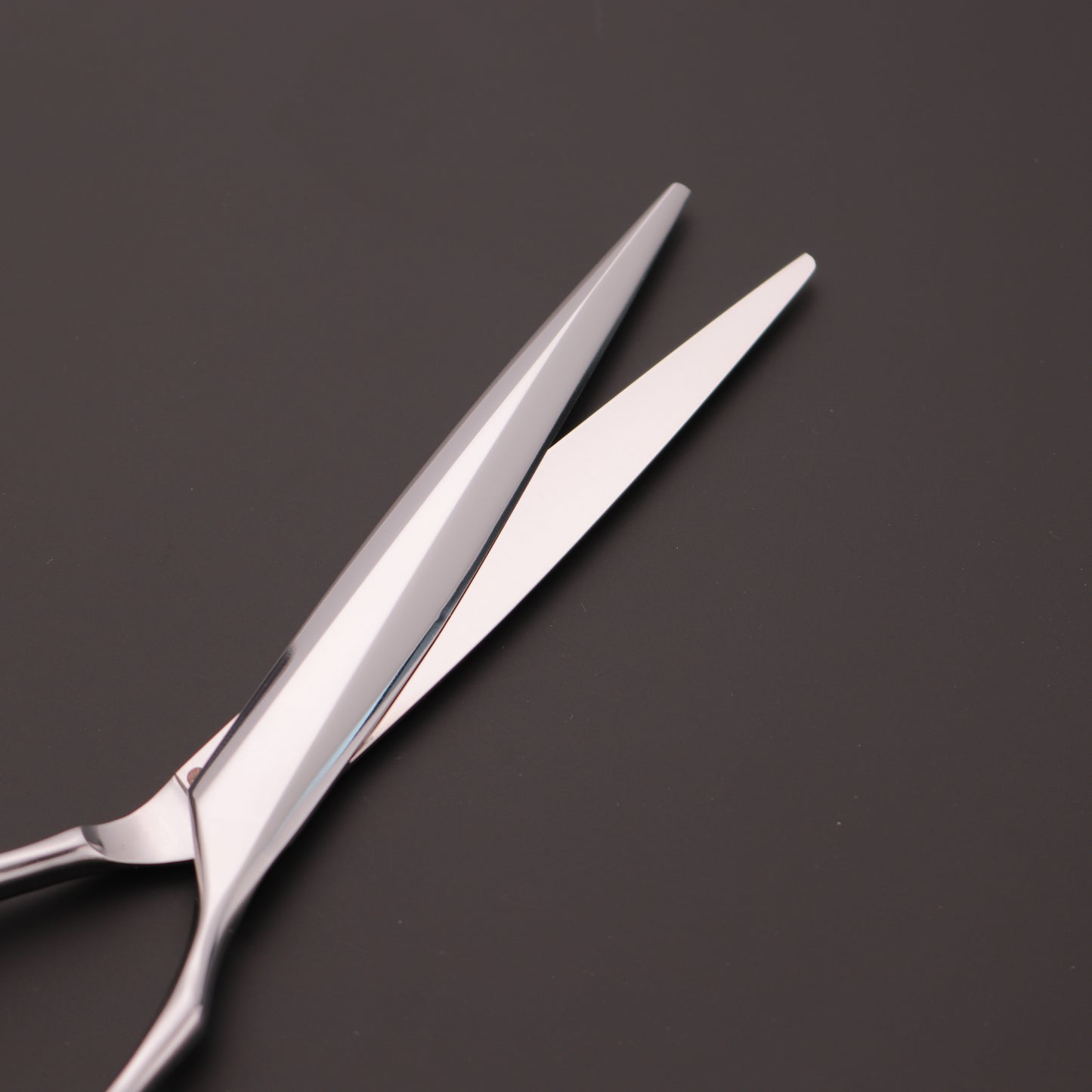 Fusheart Professional Hair Cutting Scissors — Japanese VG10 Steel